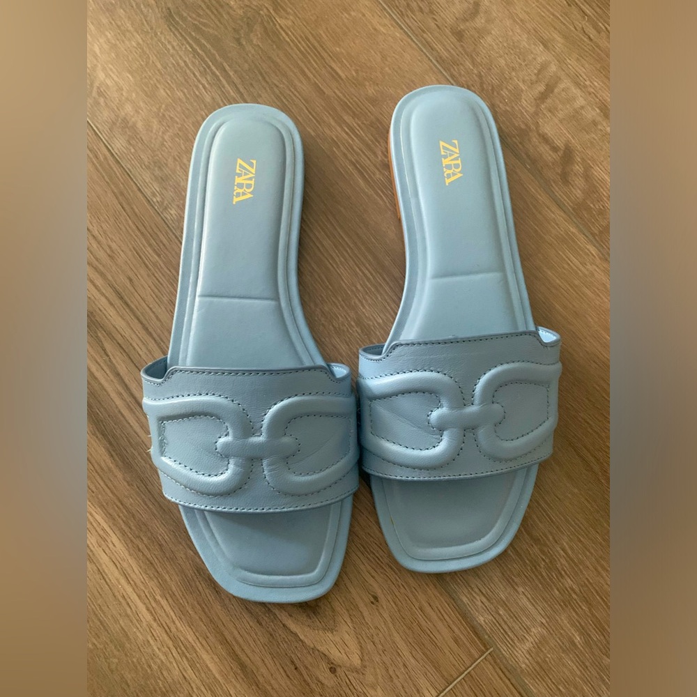 Zara Blue Leather Slide Sandals. Size 38.